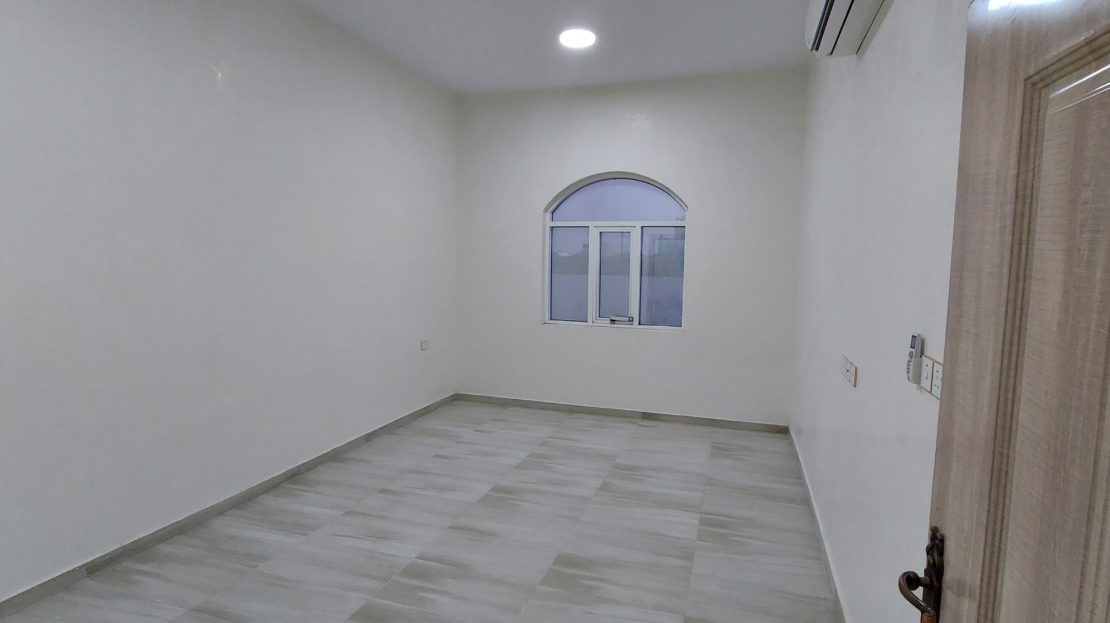 apartment for rent in sohar falaj